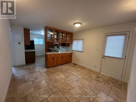 612 Marksbury Road S – Pickering, Ontario - Photo 2