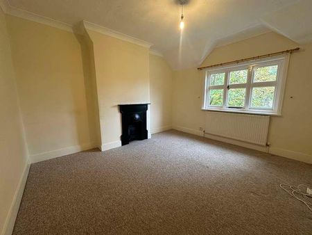 Eastside Cottage, The Street, Snailwell, Newmarket, Cambridgeshire, CB8 - Photo 2