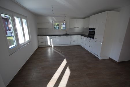 Per sofort zu vermieten 4.5 Zi.-Wohnung mit Balkon an sehr ruhiger Lage in Reinach - Photo 5