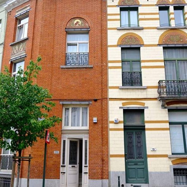 Duplex te huur in Brussel voor € 1.600 met 2 slaapkamers - Photo 1