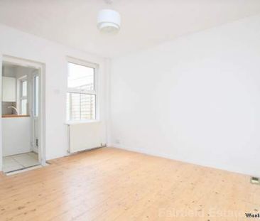 2 bedroom property to rent in Abbots Langley - Photo 3