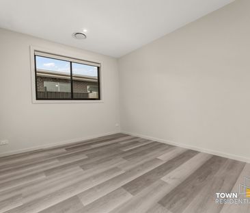 6 Nell Edeson Street, Taylor ACT 2913 - House For Rent | Domain - Photo 5