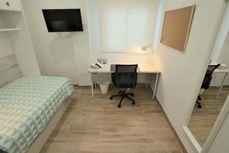 Calle Álvaro de Bazán, Getafe, Community of Madrid 28902 - Foto 5