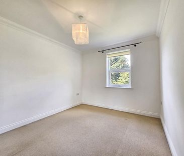 2 bedroom maisonette to rent - Photo 4