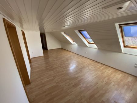 Helle, freundliche 2,5 Zimmer Wohnung direkt in Gerasdorf - Foto 4