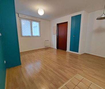 Location Appartement 2 pièces 32m² - Photo 4