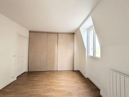 Location Maison 6 pièces 135m² - Photo 2
