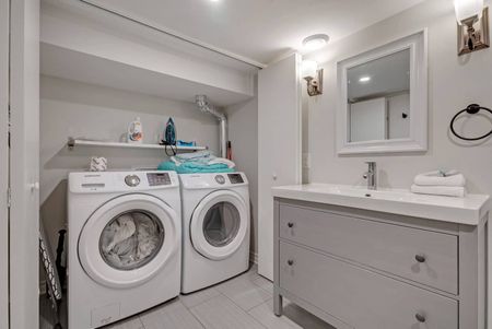23 Regent - Photo 2