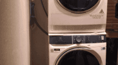 Charming 4BR Home in Bucklands Beach - Photo 4