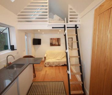 Detached house to rent - Photo 2