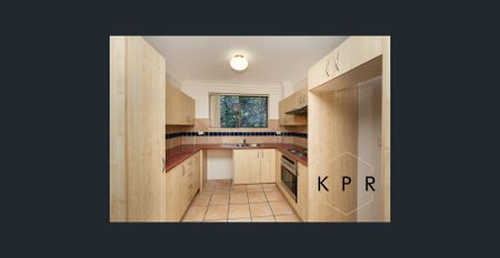 Spacious apartment in Quiet Street - Photo 5