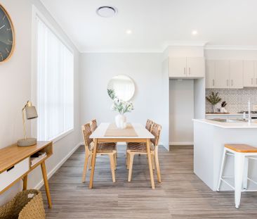 Modern Duplex Living: Settle In Before Christmas! - Photo 5