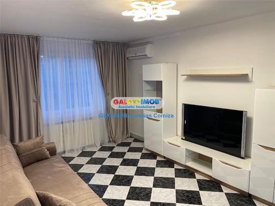Inchiriere apartament 3 camere Piata Delfinului - Photo 1