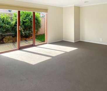 8 Stella Drive, Delacombe - Photo 1