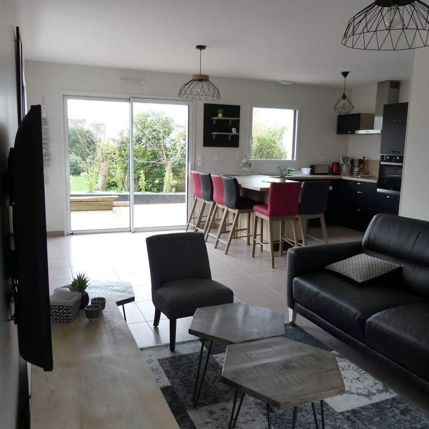 Location Maison 4 pièces 76m² TREBEURDEN 22560 - Photo 1