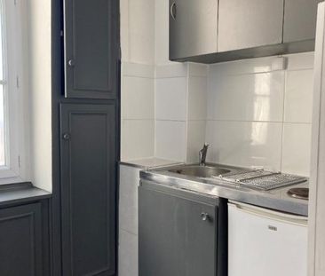 Location Appartement 1 pièce 20m² IVRY SUR SEINE 94200 - Photo 1