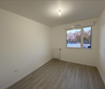 3 pièces - 66,83 m² - 3ème étage - Colocation autorisée - Photo 5