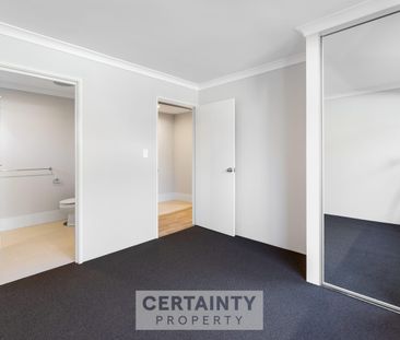 3 Bed I 2 Bath I Low-Maintenance Duplex Living - Photo 2