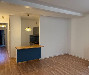 Location Appartement 2 pièces 48m² BORDEAUX 33000 - Photo 2