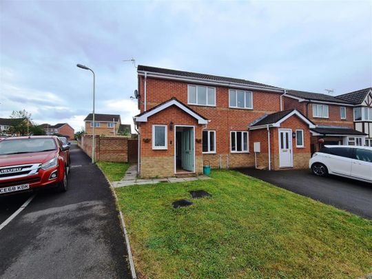 Terry's Way, Llanharan, Pontyclun, CF72 9UJ - Photo 1