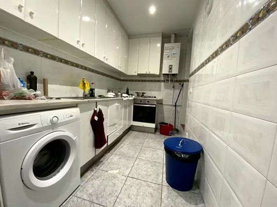 Carrer de Casp, Barcelona, Catalonia 08013 - Photo 1