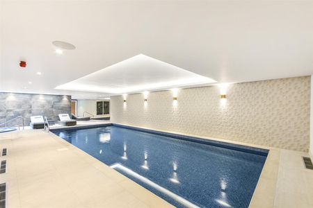 Brompton House, The Drive, Ickenham, Middlesex, UB10 - Photo 4