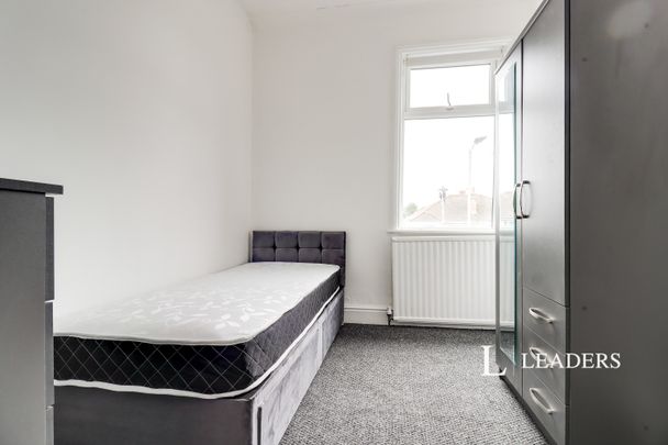 1 bedroom property to rent Wanlip Road, Syston, Leicester, Leicestershire, LE7 - Photo 1