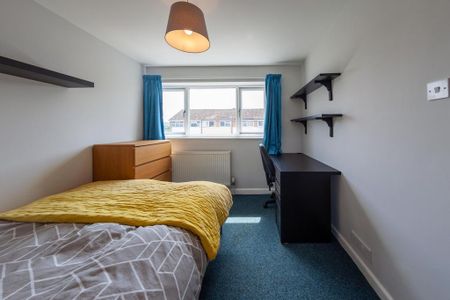 6 bedroom house to rent - Photo 4