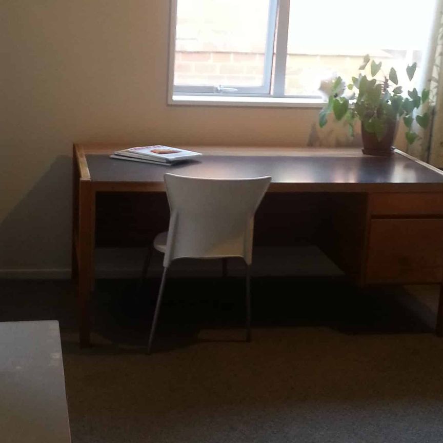 Riccarton, 1 bedroom - Photo 1