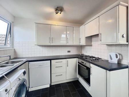 Westby Road, Bournemouth - Photo 2