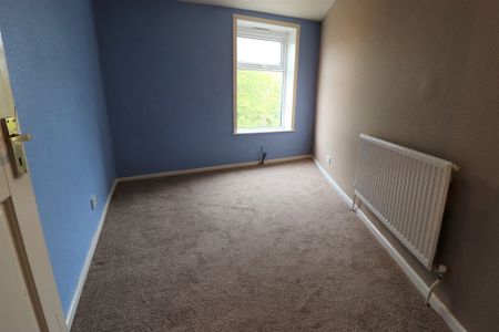 3 Bedroom End Terraced House To Rent - Photo 4