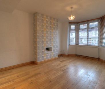3 BED Terraced House To rent - Photo 3