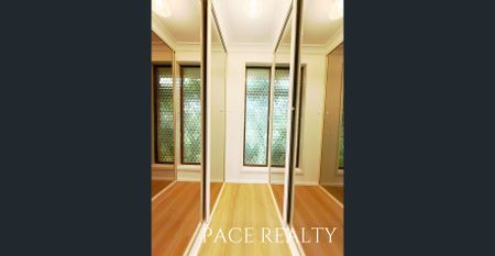 4 Bedrooms Family Home in Matthew Pearce Catchment - Photo 3