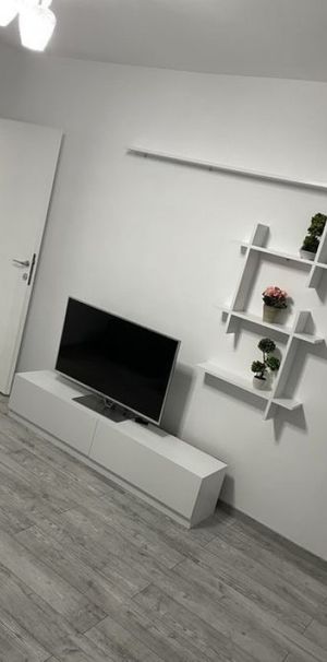 Garsoniera Parc Sebastian - Photo 1