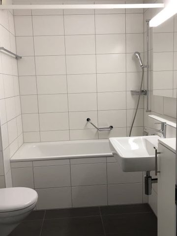 3.5 Zimmer, 76 m², 2. Stock - Photo 2