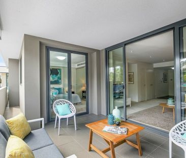 Stylish Haven in Secure Boutique Complex - Photo 4