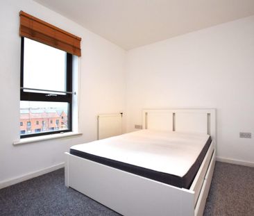 1 bedroom Flat To Let - Photo 1