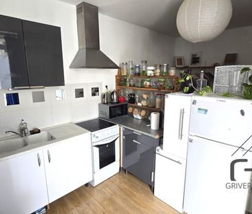 Location Appartement 1 pièce 33m² NIMES 30000 - Photo 3