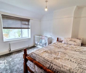 3 bedroom semi-detached house to rent - Photo 4