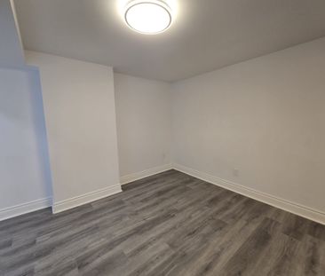 For Lease - 20 Newhaven Street Unit# B, South of Baseline to Knoxda... - Photo 6