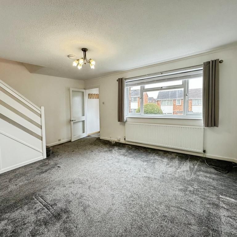 3 bedroom semi-detached house to rent - Photo 1