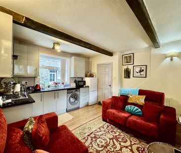 Westgate, Almondbury, Huddersfield, HD5 - Photo 3