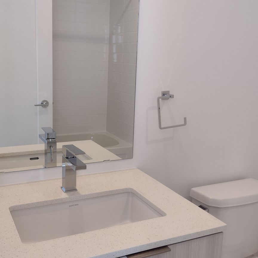 For Lease - 70 Annie Craig Drive Unit# 3806, Toronto, Ontario - Photo 1