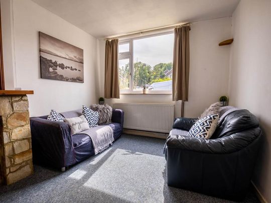 5 bedroom house to rent - Photo 1