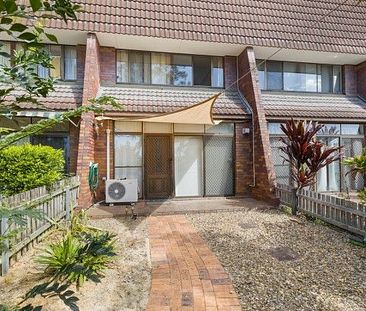 PERFECTLY LOCATED IN POPULAR CAPALABA - Photo 3