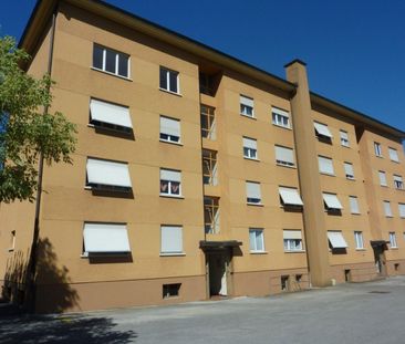 Rent a 3 rooms apartment in Courgenay - Photo 2