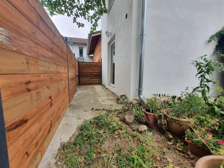 Location Maison 2 pièces 27m² MONT DE MARSAN 40000 - Photo 2