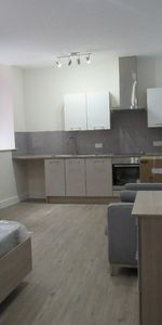 Winckley Square, Flat 07, PRESTON, Lancashire PR1 3JQ - Photo 3
