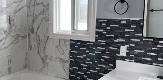 For Lease - 342 Dalhousie Street, Brantford, Ontario - Photo 2