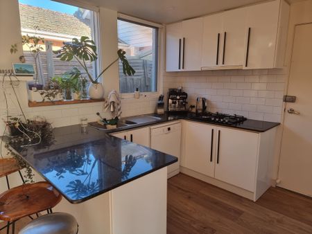 Malvern East - Photo 4